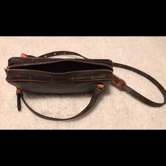 Louis Vuitton Marly Crossbody in great condition! - Picture 5 of 8